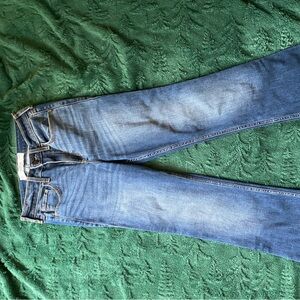 Hollister Curvy Mid-Rise Boot Cut Soft Stretch Jeans, 26 Short